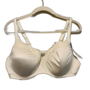 Playtex love my curves shape bra size 44C